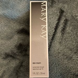 FINAL PRICE-Very Deep Mary Kay® CC Cream Sunscreen Broad Spectrum SPF 15*